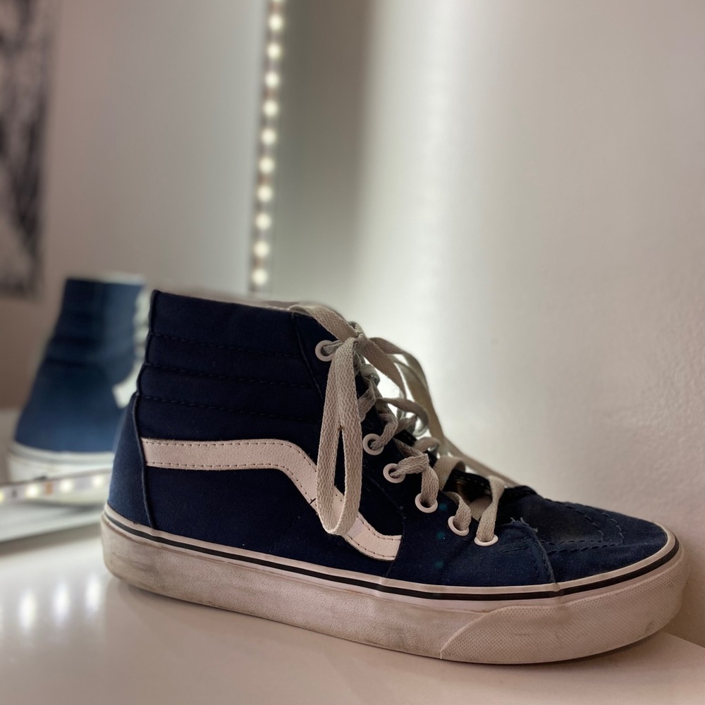 Old school Vans hightop.